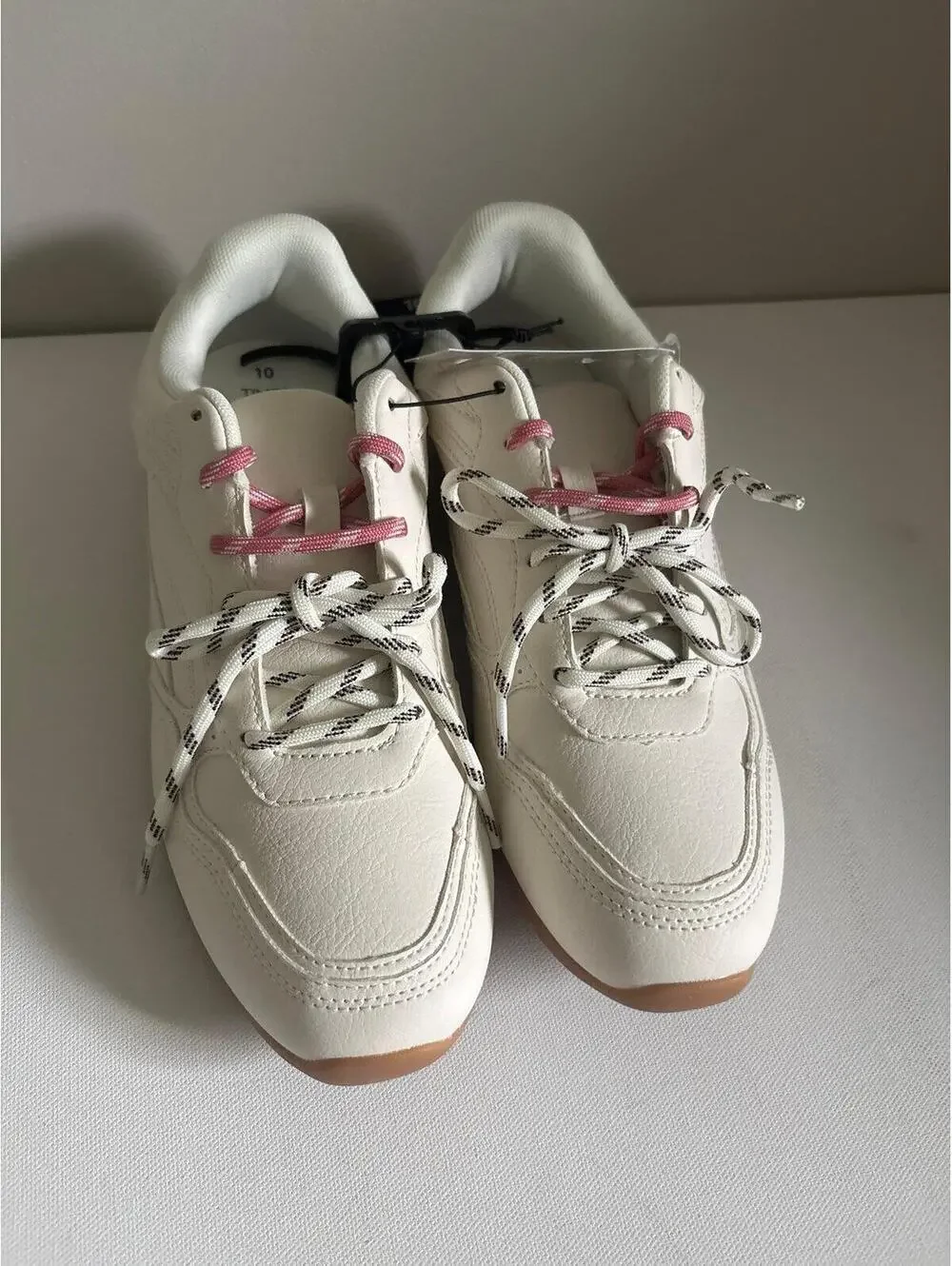 Time and Tru Women's Driving Sneakers women’s size 10